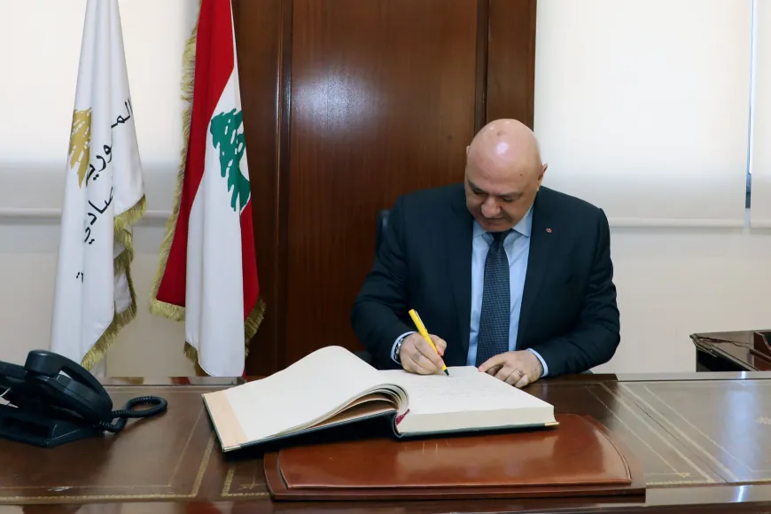 ‏رئيس الجمهورية العماد جوزاف عون زار المجلس الاقتصادي والاجتماعي والبيئي والتقى ممثلي قوى الإنتاج والمجتمع المدني