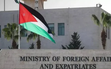 الخارجية الأردنية: الأردن يدين وبأشدّ العبارات القصف الإسرائيلي الذي استهدف محيط القصر الرئاسي في مدينة دمشق