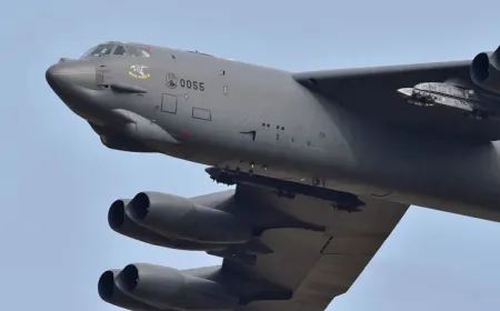 الطيران الأميركي يقصف مجددا ميناء رأس عيسى في الحديدة