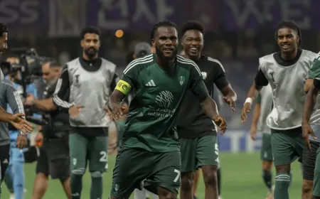 الأهلي السعودي يتوج بلقب دوري أبطال آسيا للنخبة بثنائية أمام كاواساكي