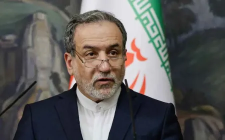 إيران تحض أميركا على تجنب المطالب "غير الواقعية" للتوصل إلى اتفاق