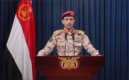 الناطق باسم الحوثيين: استهداف إسرائيلي لميناء الحديدة ومصنع أسمنت يوسع بنك أهدافنا  في إسرائيل