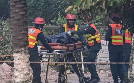 قصف متبادل بين الهند وباكستان يوقع قتلى وجرحى