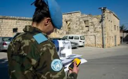 اليونيفيل الإيطالية تقدم مولدات كهربائية لبلدتي يارون وخربة سلم