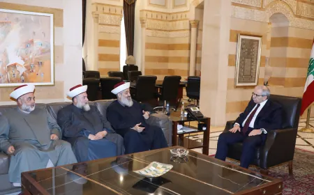سلام أمام المفتي زكريا مع وفد عكاري: العمل جار لوضع المخطط التوجيهي للمطار في القليعات