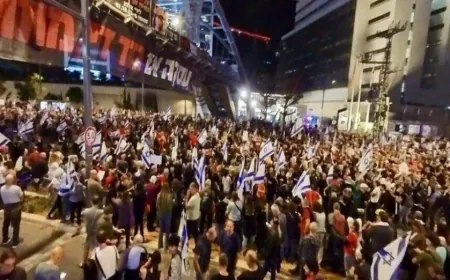 عاجل | مستوطنون يتظاهرون في "تل أبيب"؛ للمطالبة بإنهاء الحرب وإبرام صفقة تبادل أسرى شاملة.