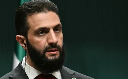 الشرع: إعادة الإعمار وضمان حصول المواطنين على خدمات أساسية من أولوياتنا القصوى