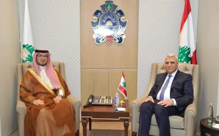 بخاري زار اللواء شقير في بيروت