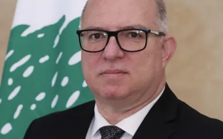 وزير العمل يحذر: لا لتشغيل العمال الأجانب من دون إجازة عمل رسمية