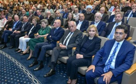 مرقص مثل الرئيس عون في تكريم جامعة الروح القدس – الكسليك لإدمون رزق وتسلّم أرشيفه الوطني