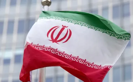 رويترز عن مصادر: إيران تستعد لإرسال منصات إطلاق صواريخ باليستية قصيرة المدى إلى روسيا