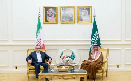 بن فرحان و عراقجي, استعراض العلاقات الثنائية وسبل دعمها في مختلف المجالات