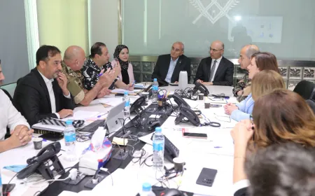 تفقد وزيرا الدفاع الوطني ميشال منسى والداخلية أحمد الحجار غرفة العمليات الخاصة بالانتخابات البلدية والاختيارية في وزارة الداخلية حيث اطلعا على سير العملية الانتخابية في محافظتي لبنان الشمالي وعكار.
