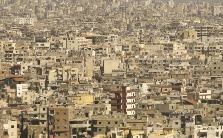 بالصورة - انهيار جزء من مبنى في الضاحية