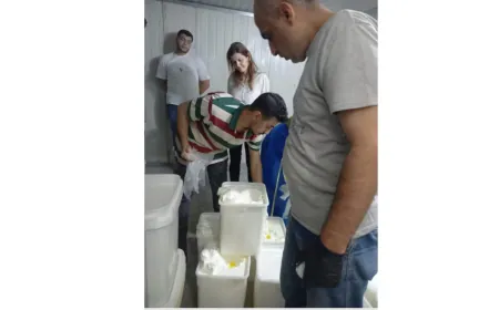 محضر ضبط في معمل ألبان وأجبان في العيرونية – زغرتا بعد ثبوت مخالفة جرثومية في "الجبنة العكاوي"