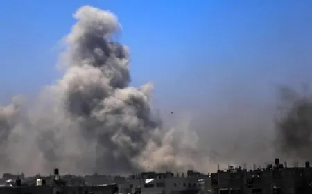 هل كان أبو عبيدة برفقة محمد السنوار لحظة استهدافهما بقنابل خارقة للتحصينات؟