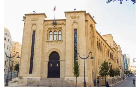 اقرار القانون المتعلق باعفاء المتضررين نتيجة الاعتداءات الاسرائيلية