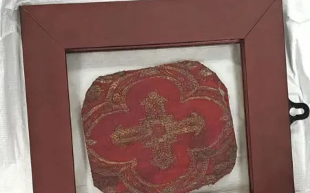 مصر تستعيد 21 قطعة أثرية مهربة من أستراليا