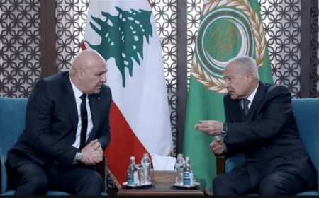 عون زار مقر جامعة الدول العربية في القاهرة