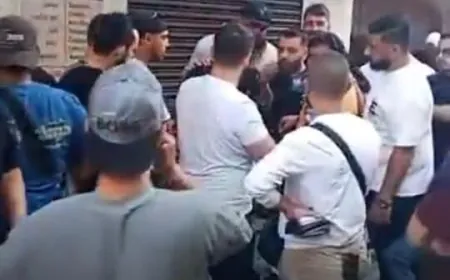 احتجاجات في منطقة ساحة النجمة على غلاء الاشتراكات مطالبيين الدولة التحرك لوضع حد على الغلاء التسعيرة