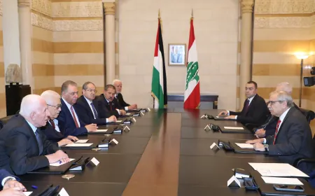 لقاء رئيس الحكومة نواف سلام بالرئيس الفلسطيني محمود عباس