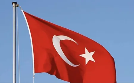 تركيا توقف 65 جنديا وشرطيا بتهمة ارتباطهم بالداعية الراحل فتح الله غولن