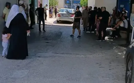 *إصابة شاب بجـ..روح حـ..رجة إثر سقوطه عن عمود كهربائي في شكا