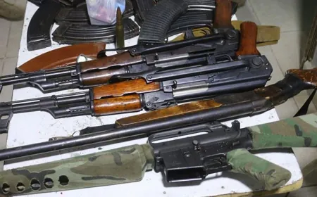 عمليات دهم وتوقيف ١١١ شخصًا وضبط كمية من الأسلحة والذخائر الحربية