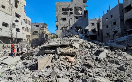 هدنة 70 يوماً مقابل 10 رهائن وانسحاب جزئي من غزة