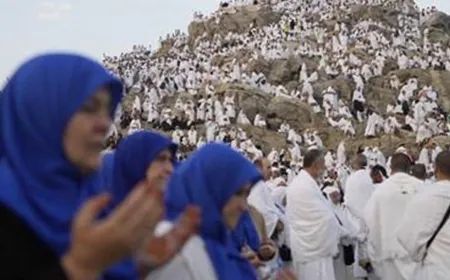 بدء مغادرة الحجاج اللبنانيين إلى مكة المكرمة