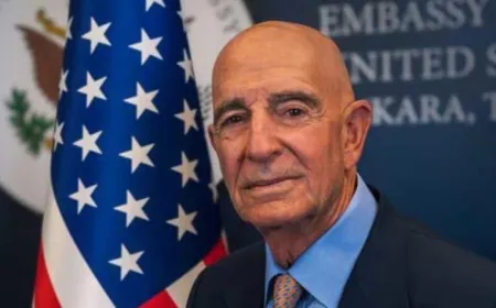 في زيارة تاريخية.. المبعوث الأمريكي لسوريا يصل إلى دمشق