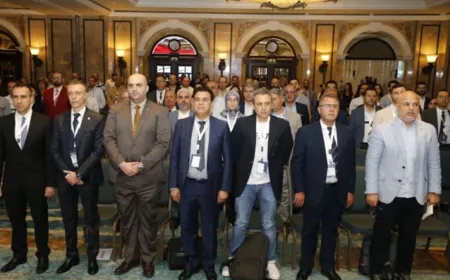 ناصر الدين إفتتح مؤتمر أطباء العيون: كنتم على قدر المسؤولية إثر اعتداء البيجر