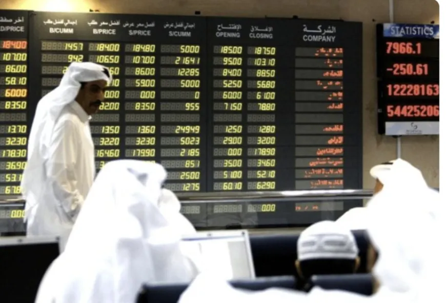 تباين أداء بورصات الخليج مع تراجع النفط