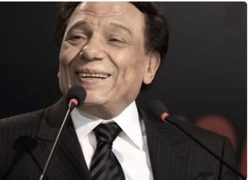 عادل إمام يعود الى الأضواء بعد 15 عاماً من الغياب!