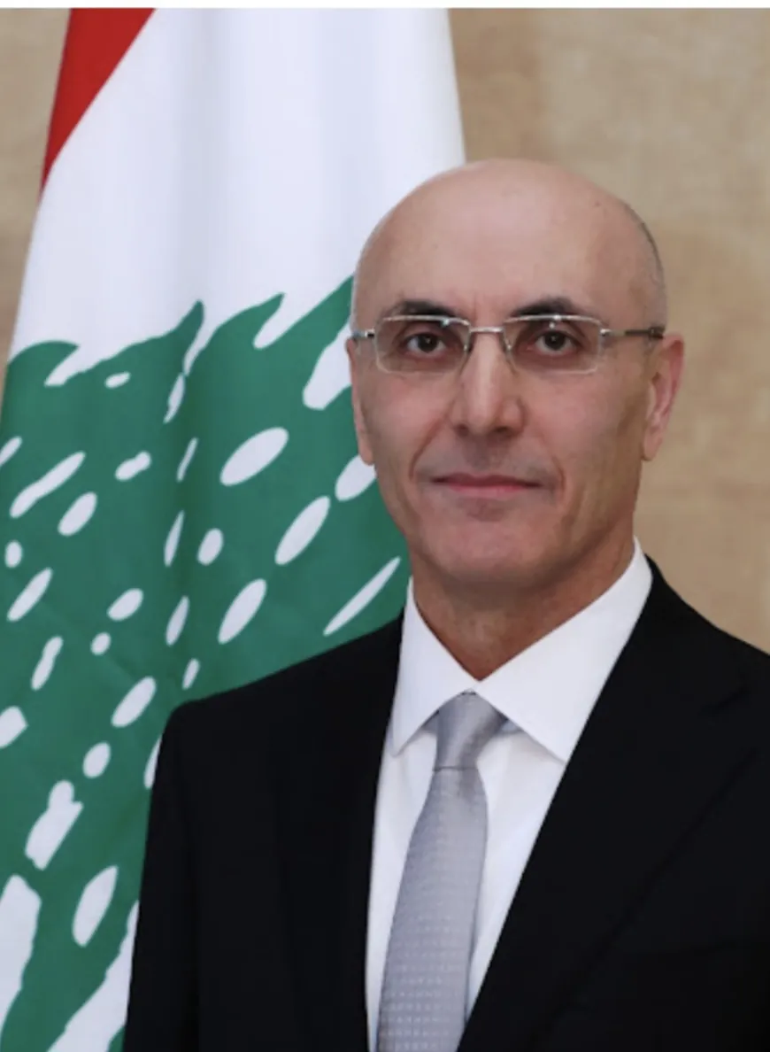 تعميم من وزير الداخلية والبلديات أحمد الحجار بشأن الأوراق الباطلة والأسماء المتشابهة والألقاب