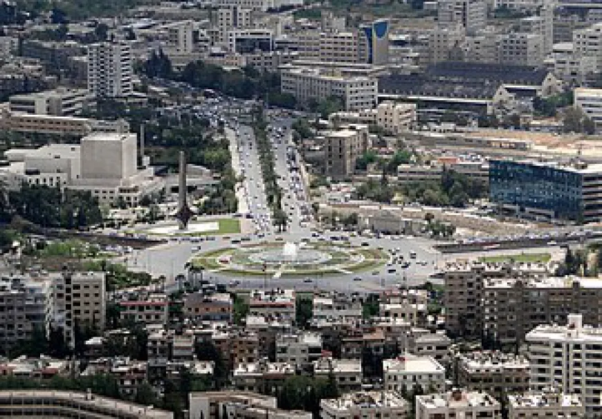 محافظ ريف دمشق: افتتاح مركز لتسليم السلاح في بلدية صحنايا بريف دمشق ضمن إطار الجهود المبذولة لضبط الأمن