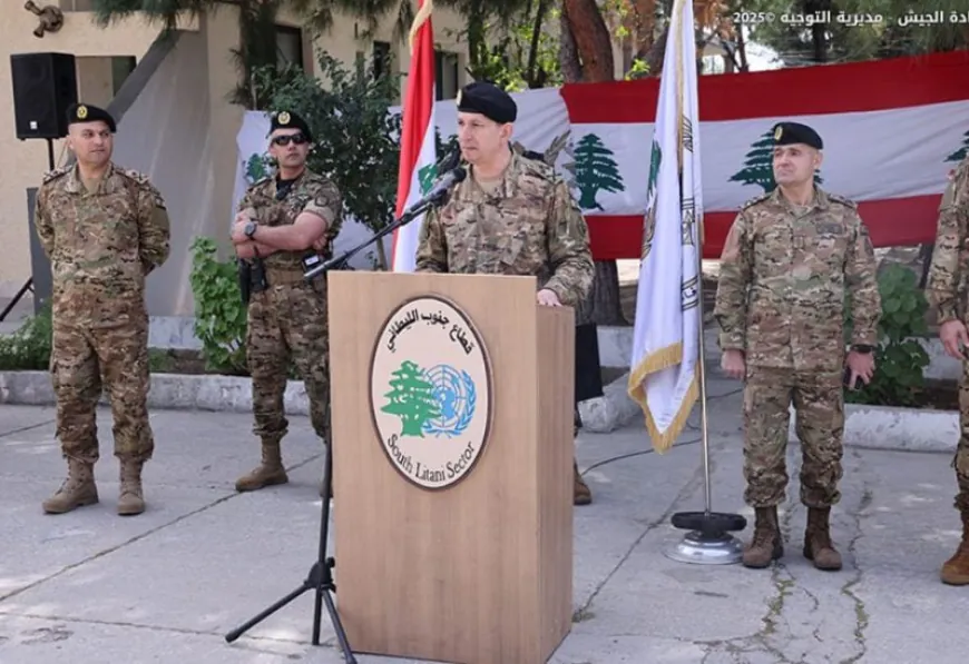 قائد الجيش تابع مع زواره الأوضاع العامة