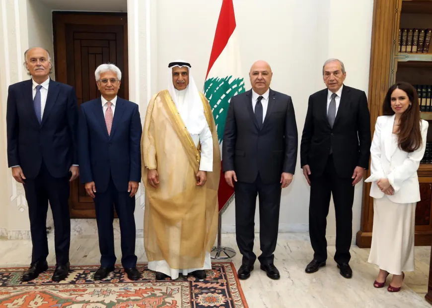 الرئيس عون خلال استقباله رئيس الصندوق العربي للإنماء الاقتصادي والاجتماعي بدر محمد السعد: