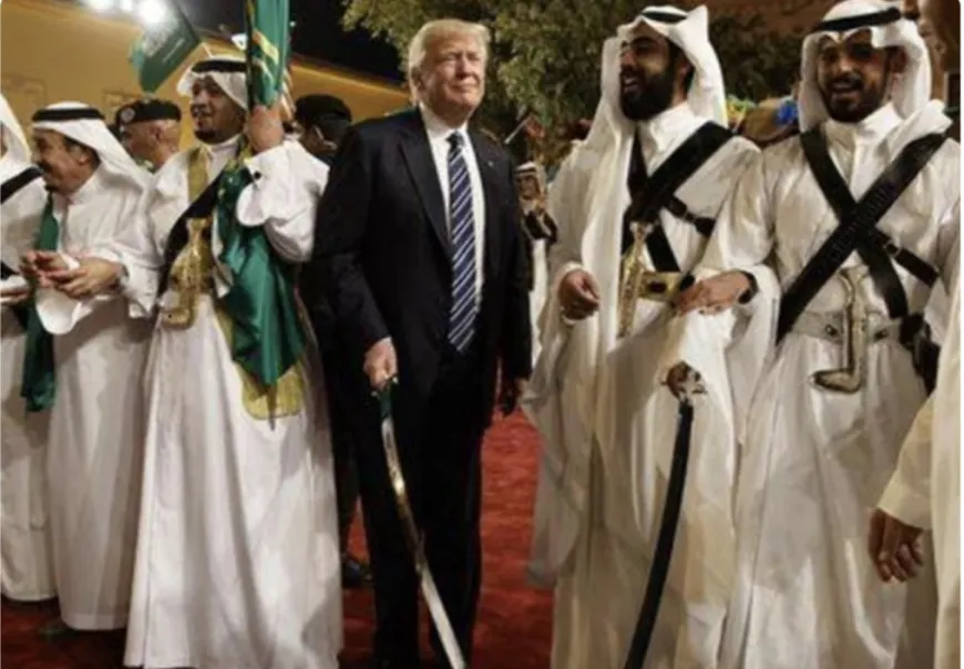 رؤساء أميركيون زاروا السعودية: رقص بالسيف وبلورة مضيئة وسلام بقبضة اليد