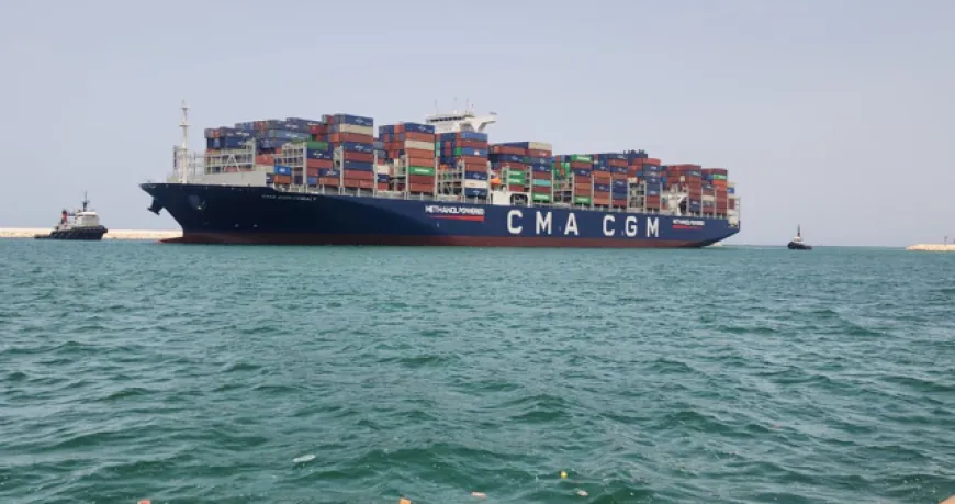 مرفأ طرابلس استقبل السفينة العملاقة CMA CGM COBALT تامر: سابقة تؤكد الإمكانات التشغيلية العالية للمرفأ