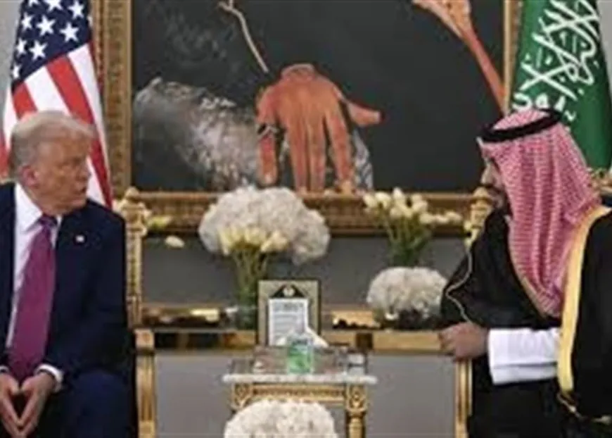 بدء المحادثات الرسمية بين ولي العهد السعودي والرئيس الأميركي في قصر اليمامة بالرياض