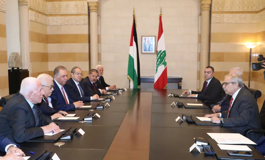 لقاء رئيس الحكومة نواف سلام بالرئيس الفلسطيني محمود عباس