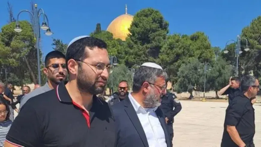 وزير الأمن القومي الإسرائيلي بن غفير يقتحم باحات المسجد الأقصى