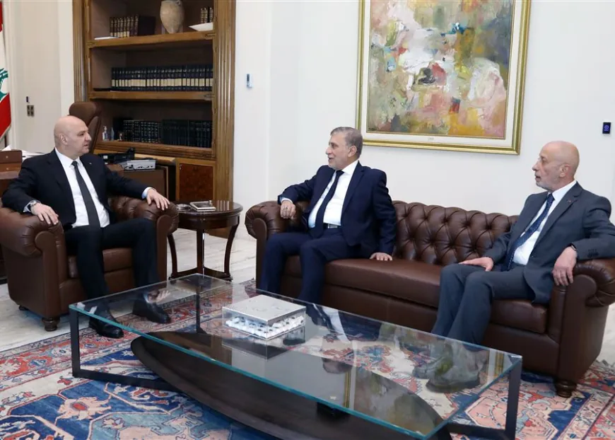 الرئيس عون عرض مع الشابندر العلاقات اللبنانية - العراقية