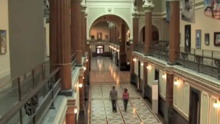 ترامب يقيل مديرة المتحف الوطني للبورتريه زاعمًا أنها متحيزة حزبيًا بشدة