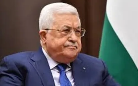 الرئيس الفلسطيني يدعو حماس إلى التخلي عن حكم قطاع غزة