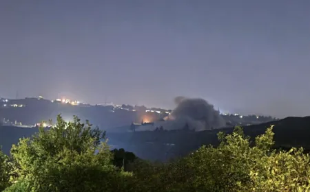 ‎إذاعة الجيش الإســـرائيـلـي:  ‎سلاح الجو الإسرائيلي يهاجم الآن أهدافًا ل حـــز ب الله في عدة مناطق بجنوب لبنان.
