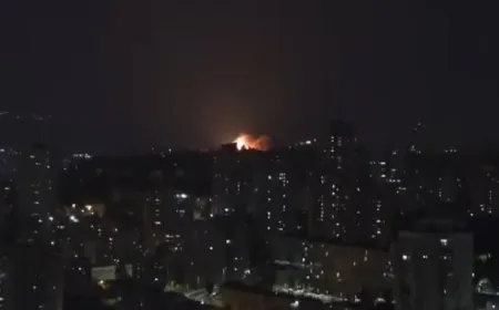 وسائل إعلام إسرائيلية: سقوط صاروخ في حيفا ودوي انفجار كبير.
