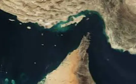 برلماني ايراني: إغلاق مضيق هرمز من الخيارات المطروحة أمام إيران