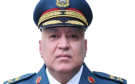 تخريج دورة الأركان التاسعة والثلاثين في كلية فؤاد شهاب للقيادة والأركان